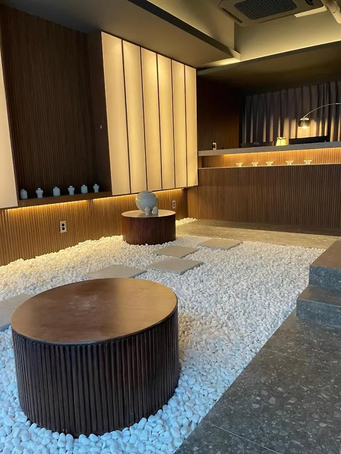 *** Otel Uh Suite The Myeongdong Seul Güney Kore